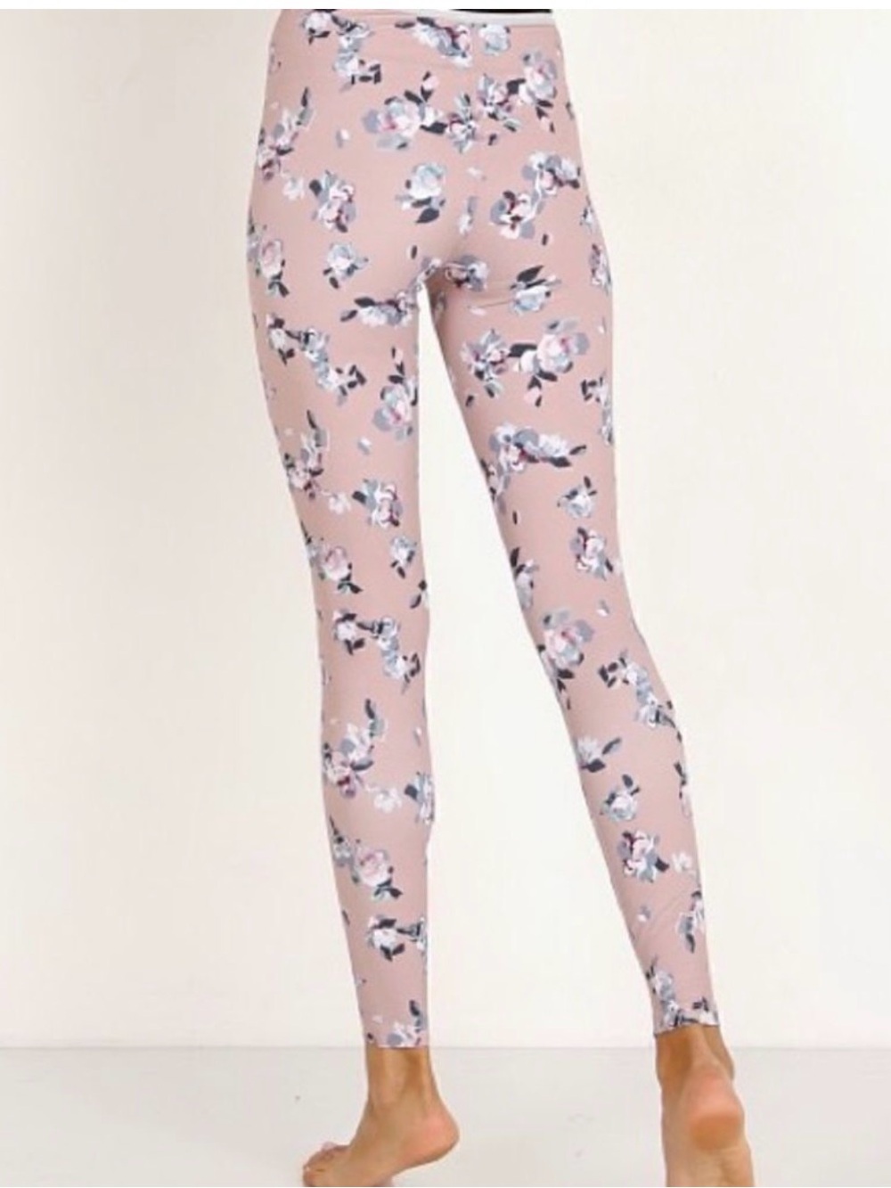 Beyond Yoga Pink Floral High-Rise Leggings